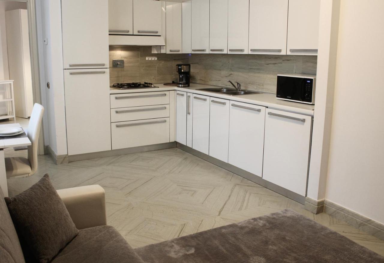 Apartment Trevi Fountain & Spanish Steps Rome Extérieur photo