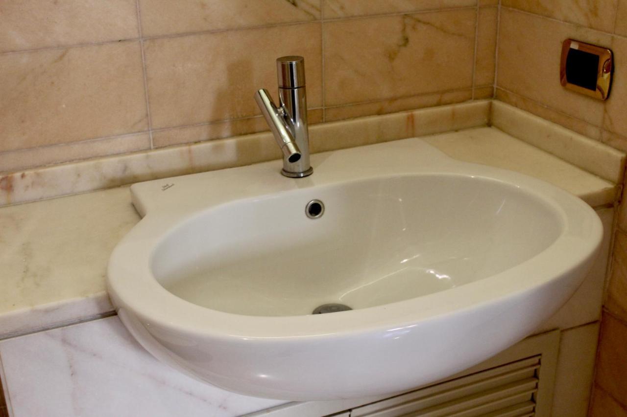 Apartment Trevi Fountain & Spanish Steps Rome Extérieur photo